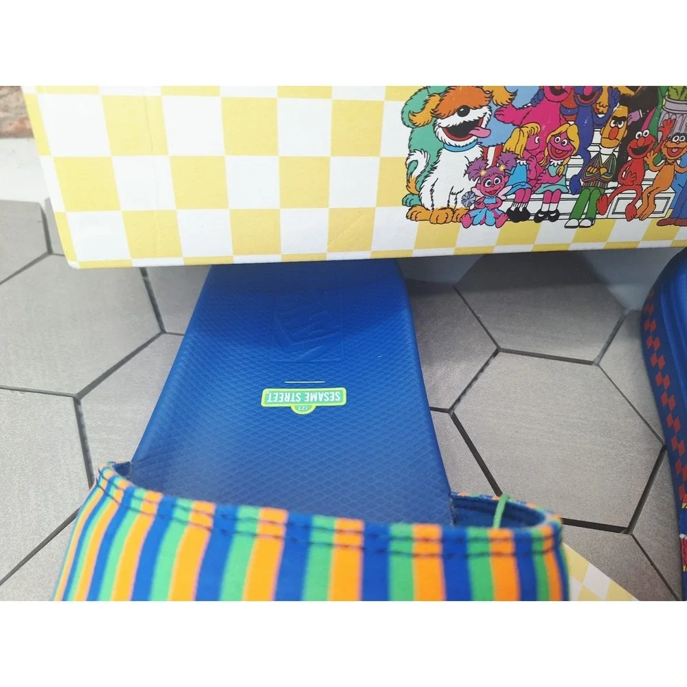 Vans x Sesame Street La Costa Slide Bert & Ernie Blue Stripes Sandals Men's 12